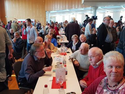 Das Bild zeigt die Genossinnen und Genossen von SPD-60plus im KV Göppingen
